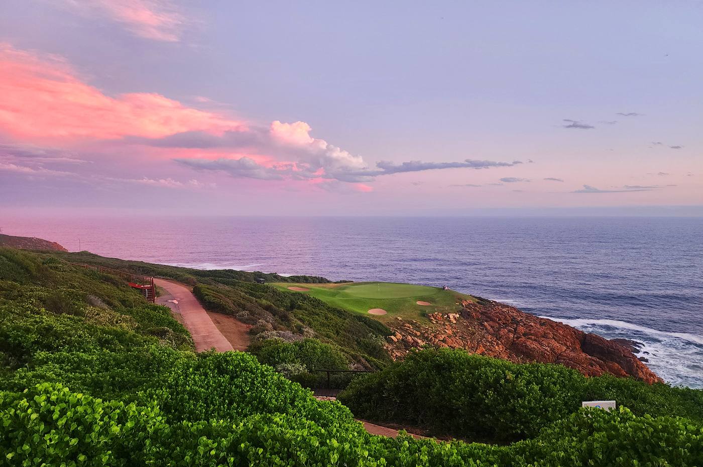 Pinnacle Point Golf Club at sunset